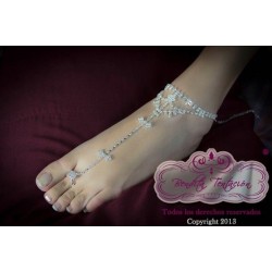 Bello brazalete para tobillo con anillo